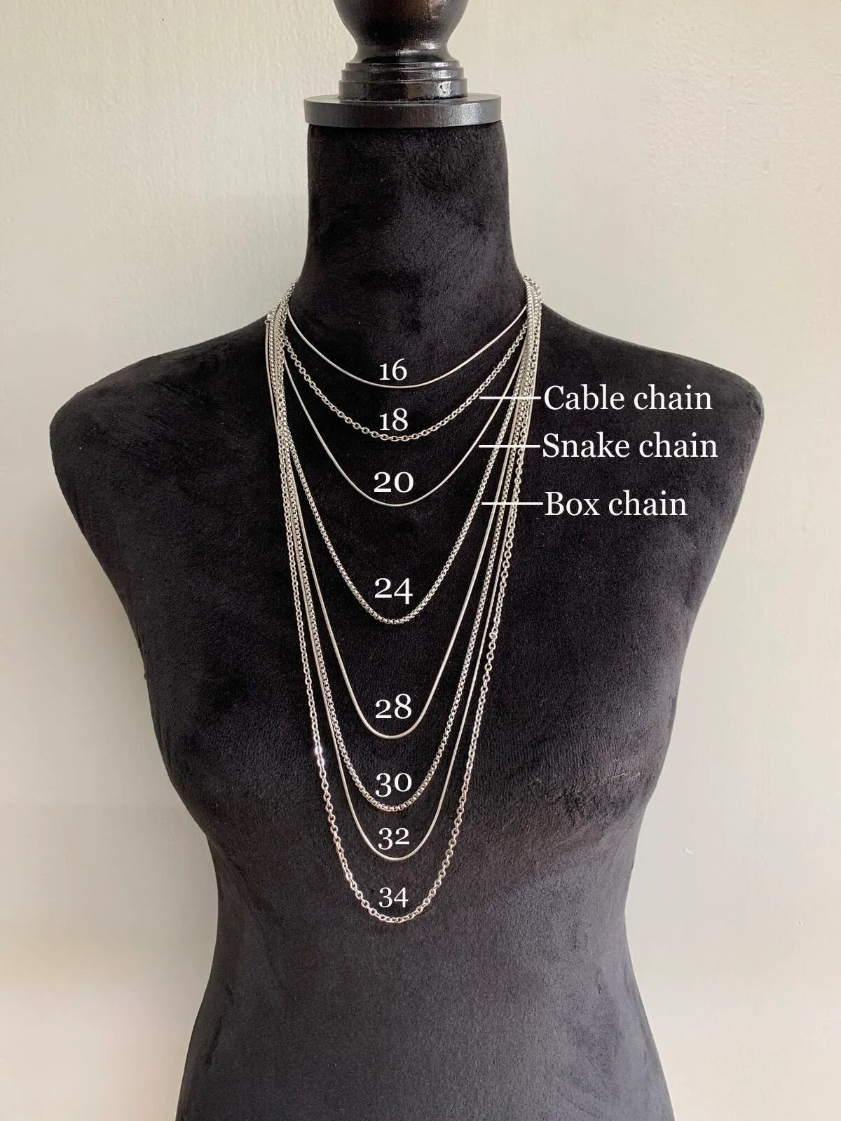 Mom Oval Pendant